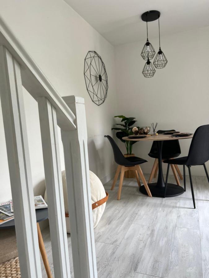 Charmant Appartement Duplex Au Calme 에브뢰 외부 사진